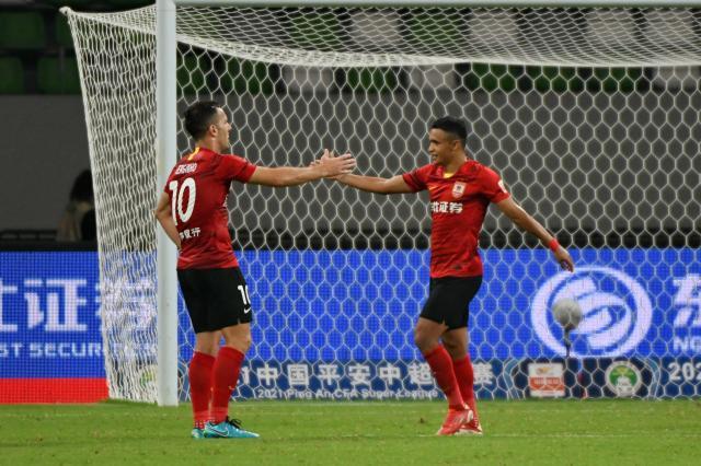 【中超】埃里克闪击儒尼奥尔破门 广州城0比2亚泰