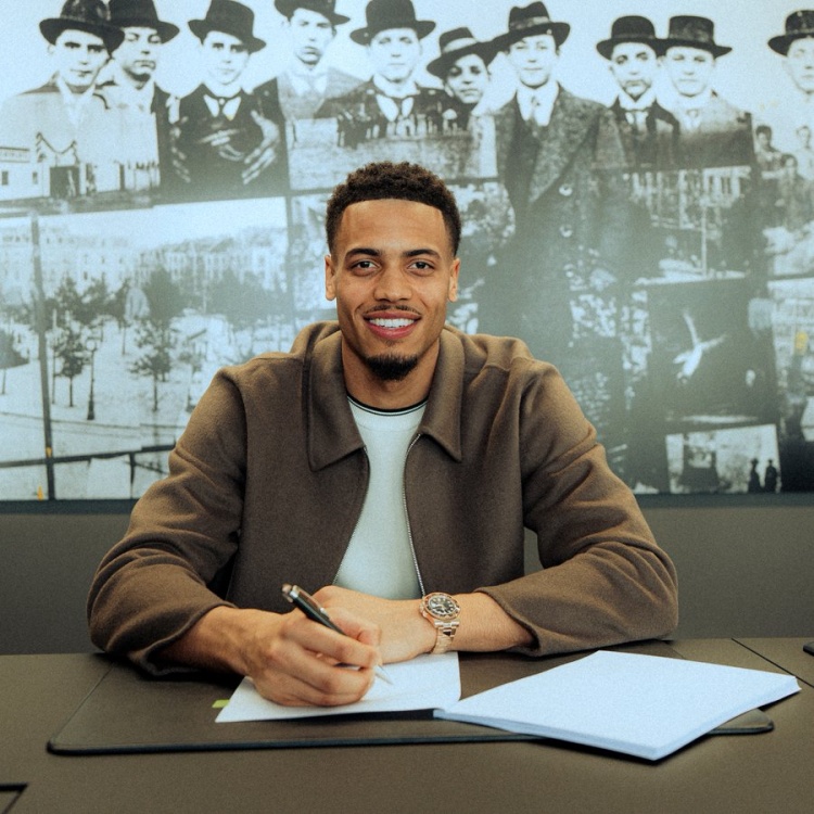 官方：多特与25岁中场菲利克斯·恩梅查续约至2030年6月30日